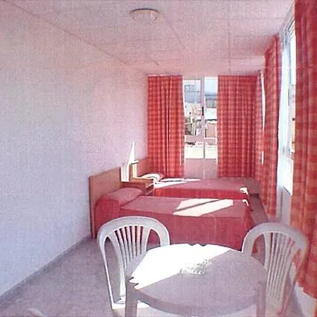 מלון Iris בנידורם