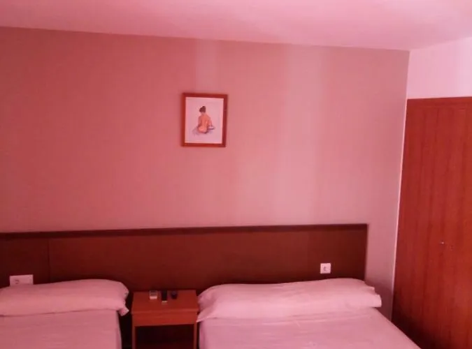 Hotell Iris *