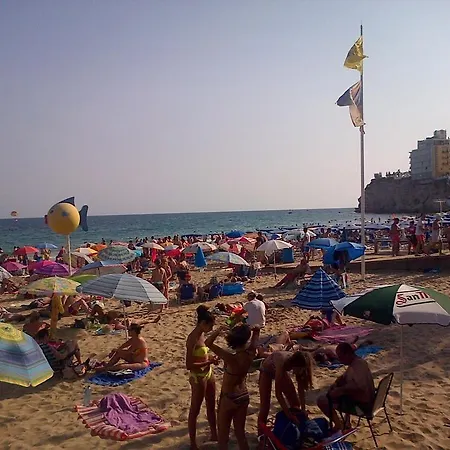 Iris Ξενοδοχείο *