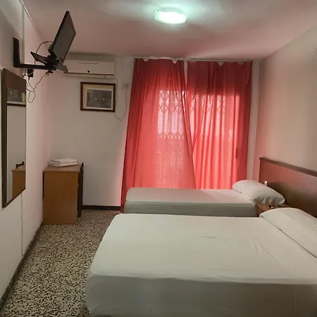 Iris Ξενοδοχείο