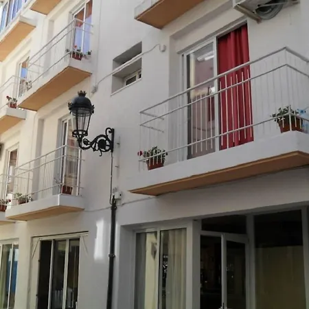 Iris * Μπένιντορμ